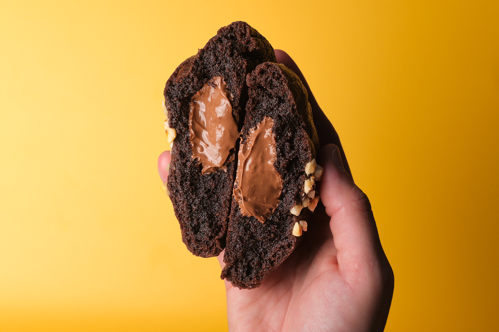 Фото Печиво брауні з горіховим кремом джандуя | Купити печиво з какао та фундучним кремом